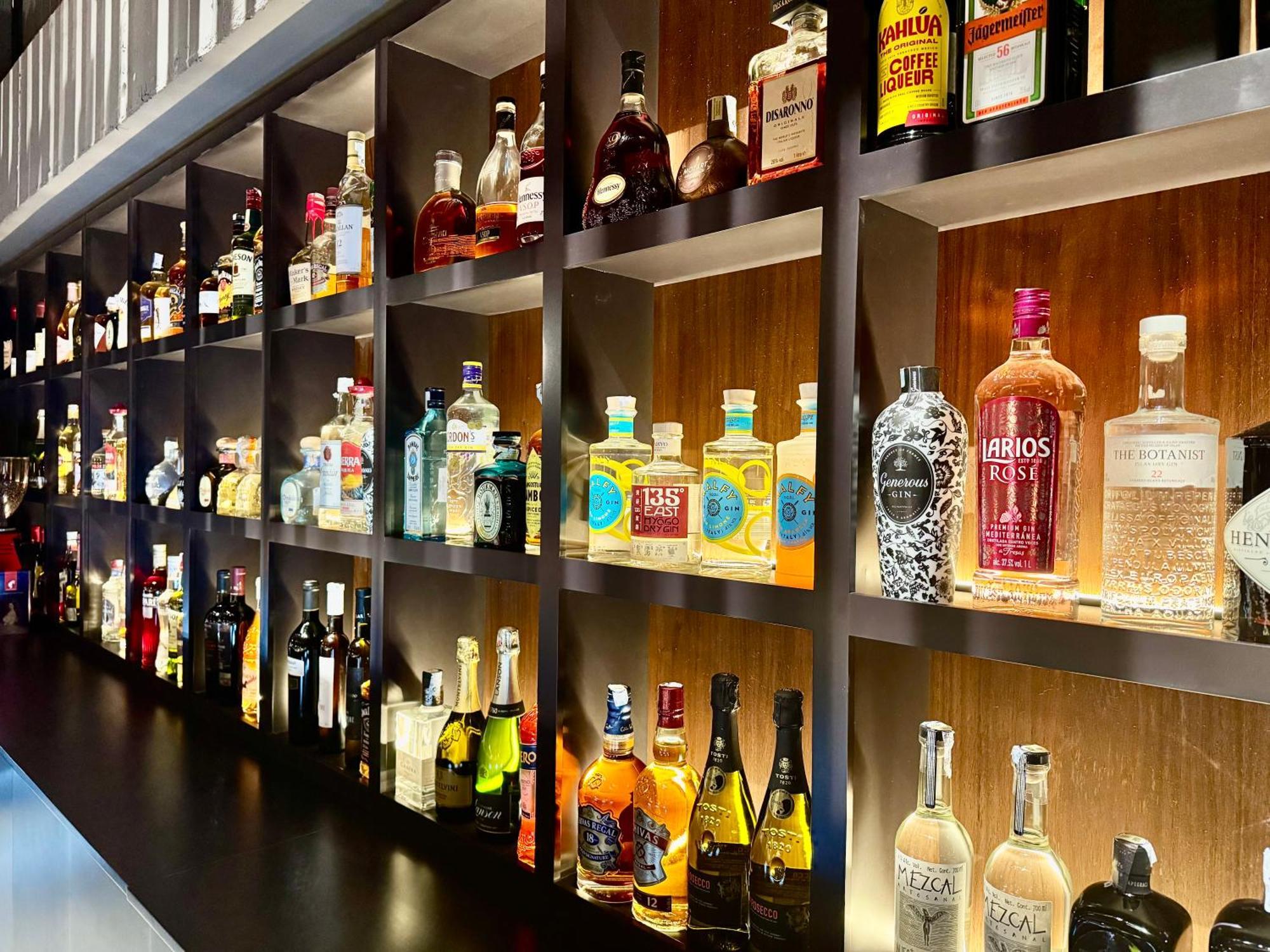 Gudauri Loft Hotel Exterior photo A selection of gins